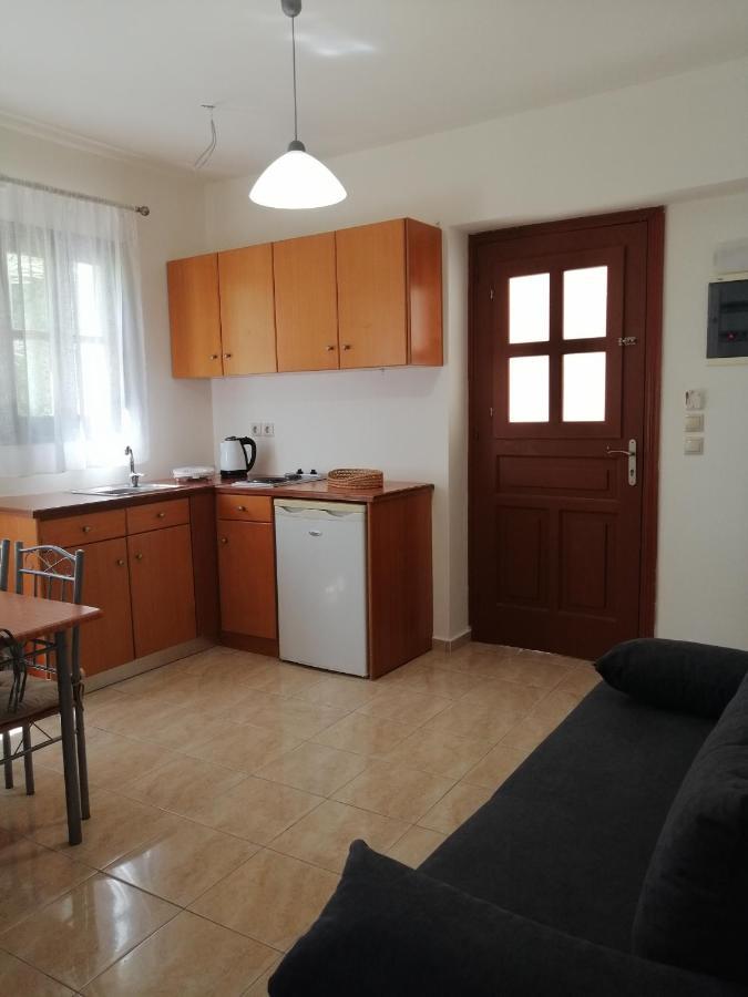 Oasis Apartments Livadia  Exterior foto