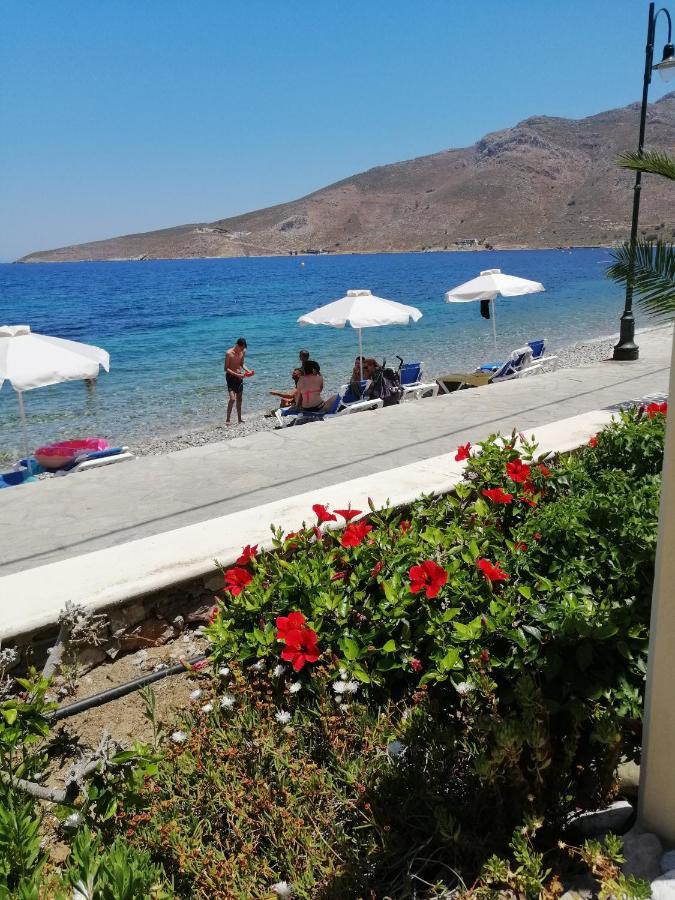 Oasis Apartments Livadia  Exterior foto