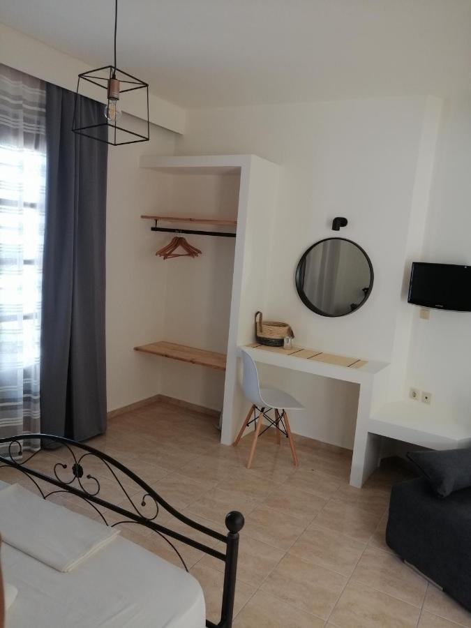 Oasis Apartments Livadia  Exterior foto