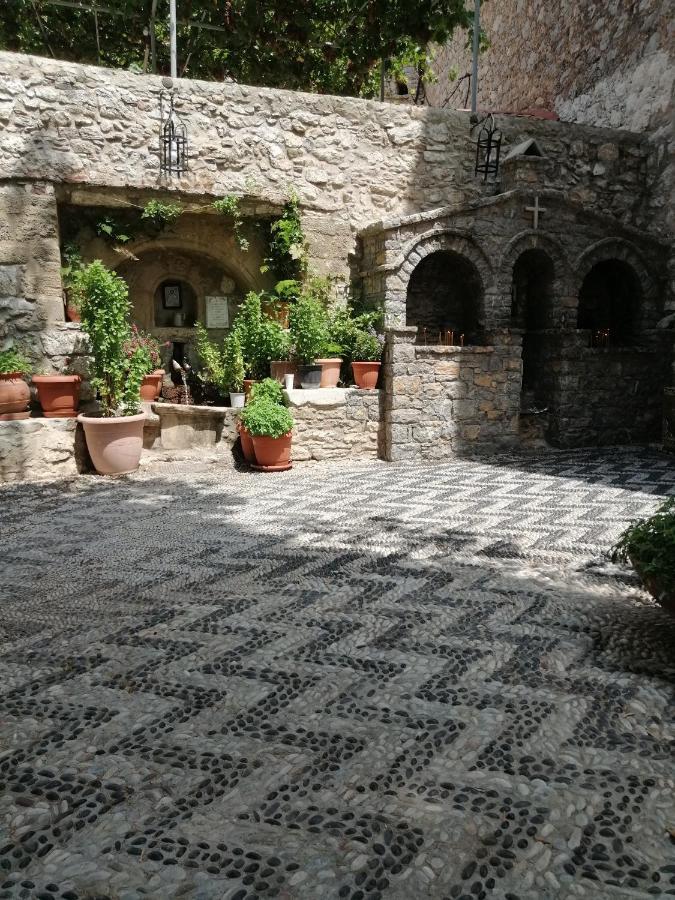Oasis Apartments Livadia  Exterior foto