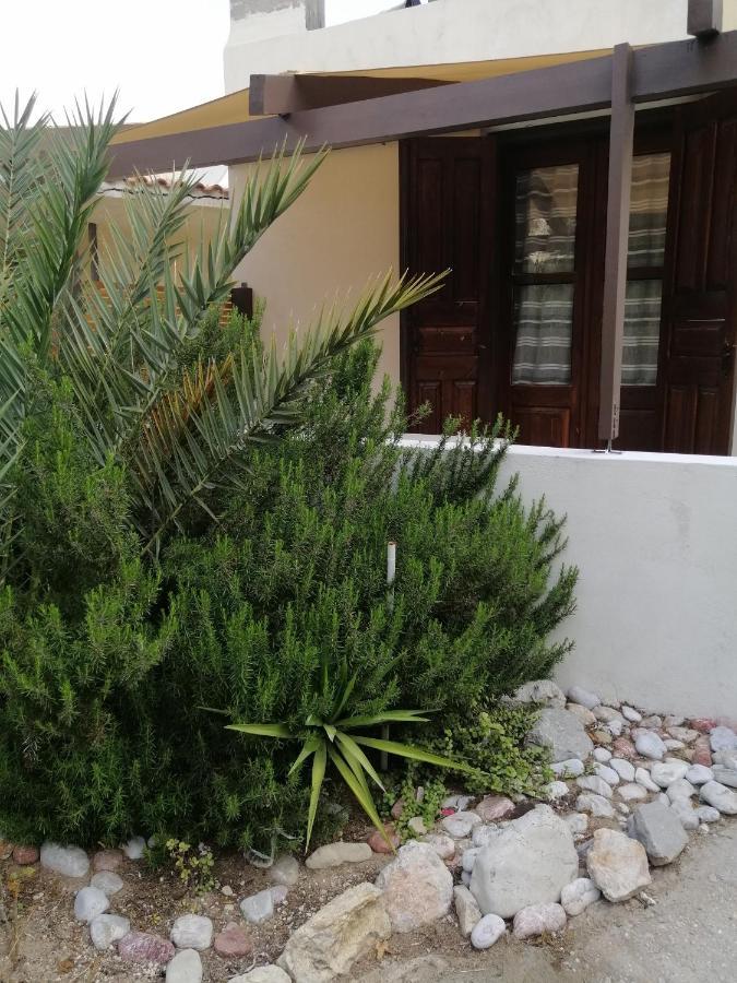 Oasis Apartments Livadia  Exterior foto